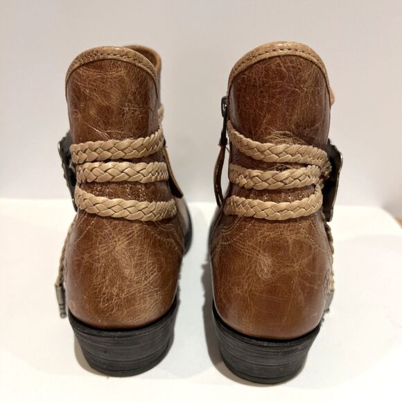 Brown Ariat Western Brown Bootie Naturally Distressed Leather Ankle Boots 8 B - Picture 5 of 16